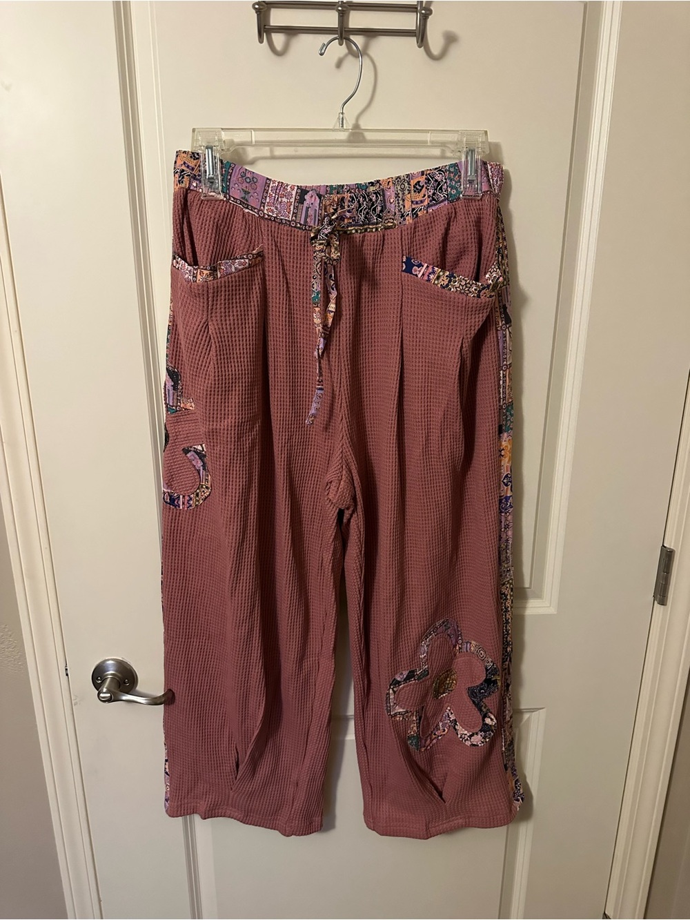 DAVI & DANI Rose-Mauve Waffle Knit pants with Paisley Patchwork Trim